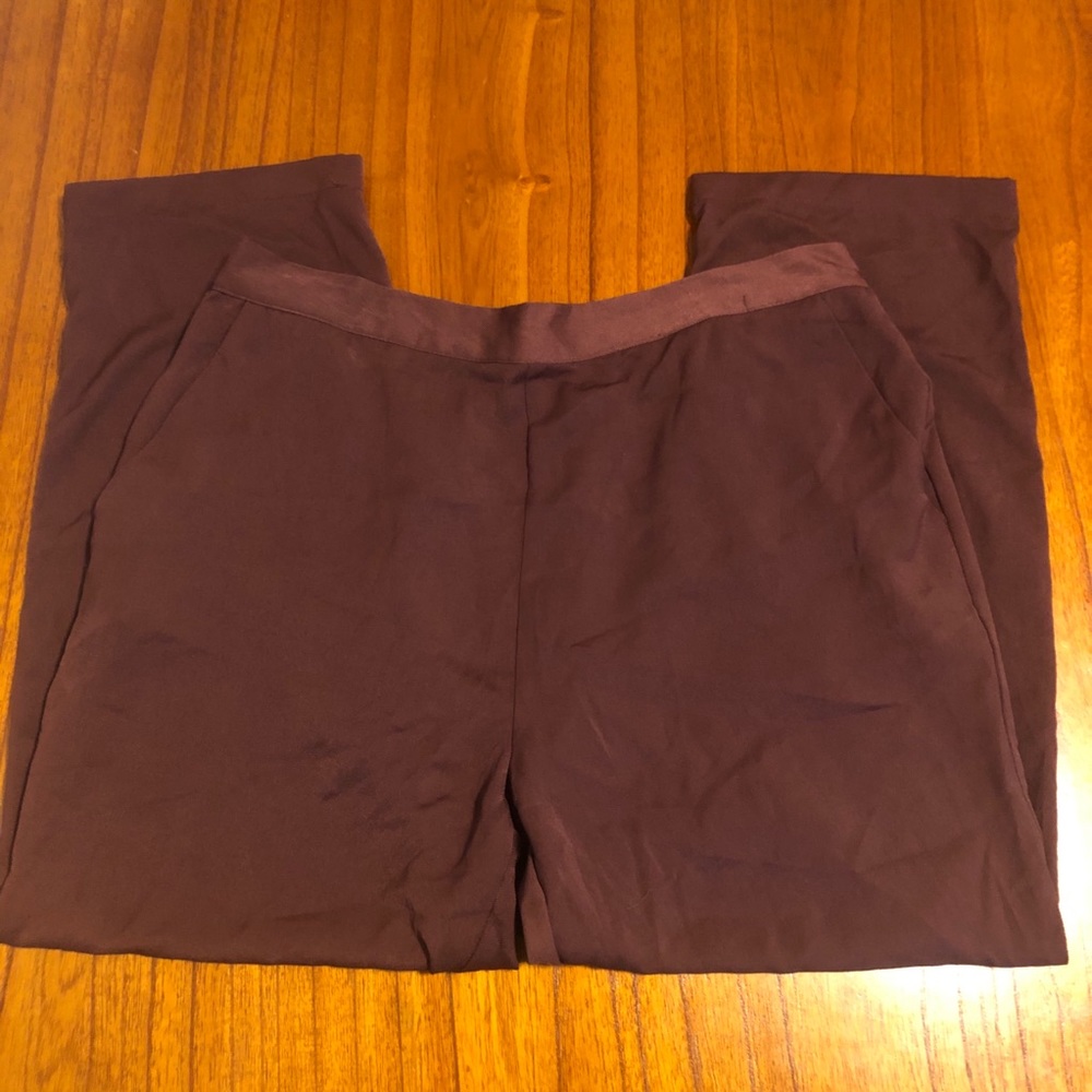 NWOT 14 & Union maroon pull on dress pants